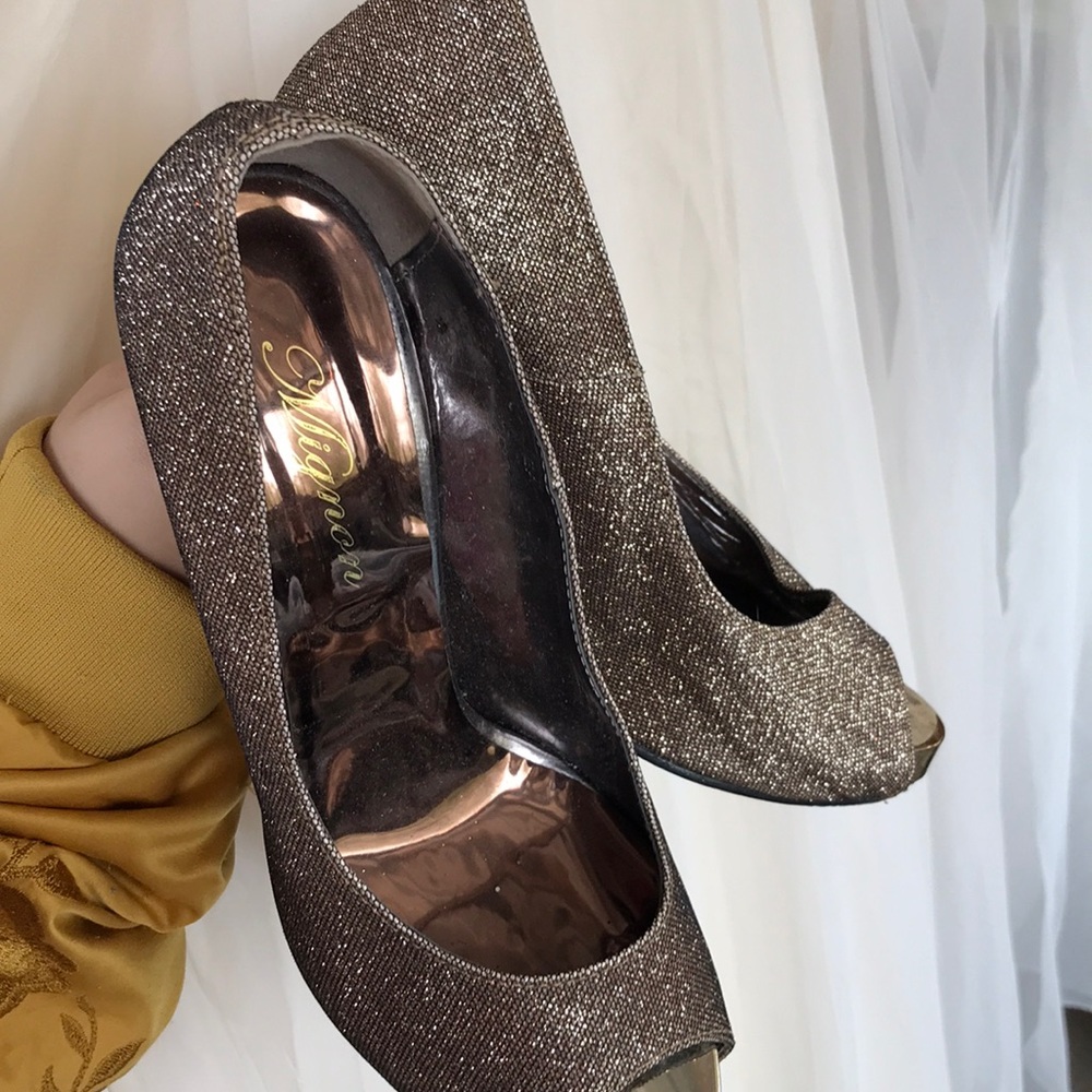 Gold shimmer heels